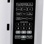 Horno Microondas Oster de 25L con Panel Digital y Acabado Silver - POGGM3901M - Imagen 3